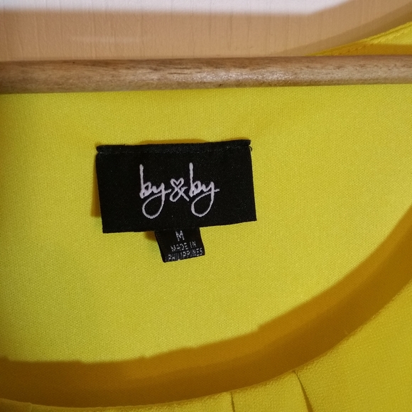 by&by bright yellow sleeveless blouson mini dress - Picture 3 of 6